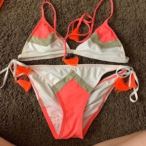 Vince Camuto BOTTOMS